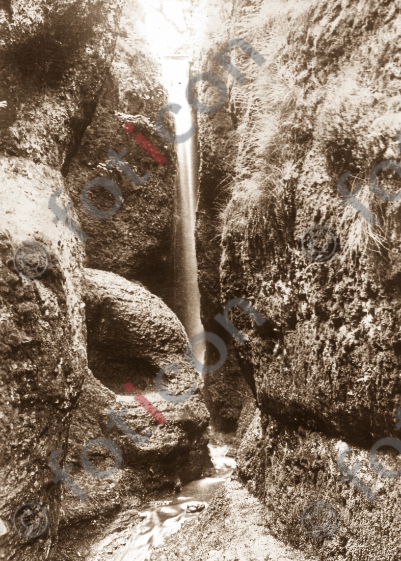 Drachenschlucht I Dragon Gorge (foticon-simon-169-006-sw.jpg)